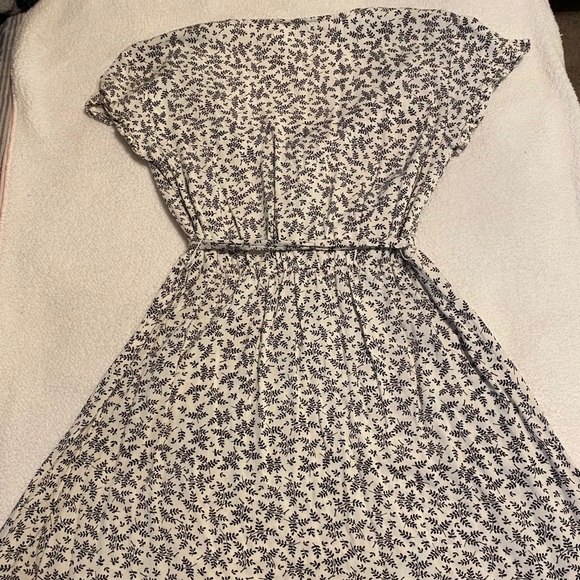 H&M Mini Dress - Picture 6 of 9